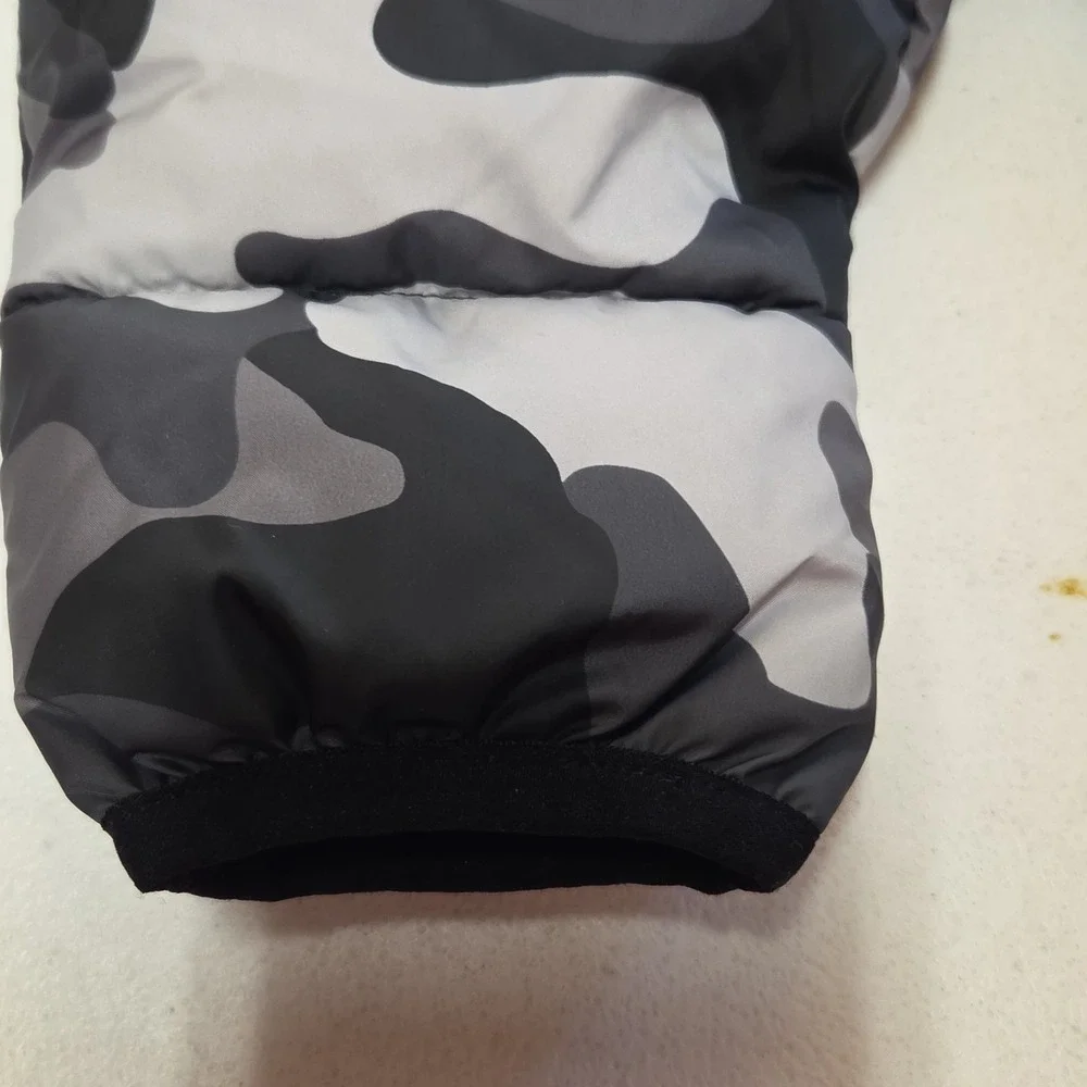 Michael Kors Baby Snowsuit 0-6M Gray Black Camo Hooded Puffer‎ Bunting Warm